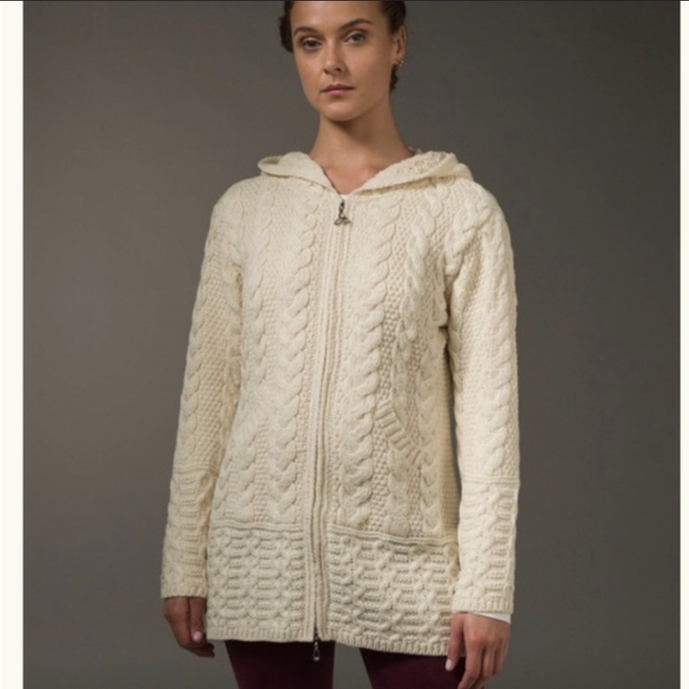 Aran Crafts 100% Merino Wool Chunky Cable Knit Hooded Sweater Zip Up Jac…